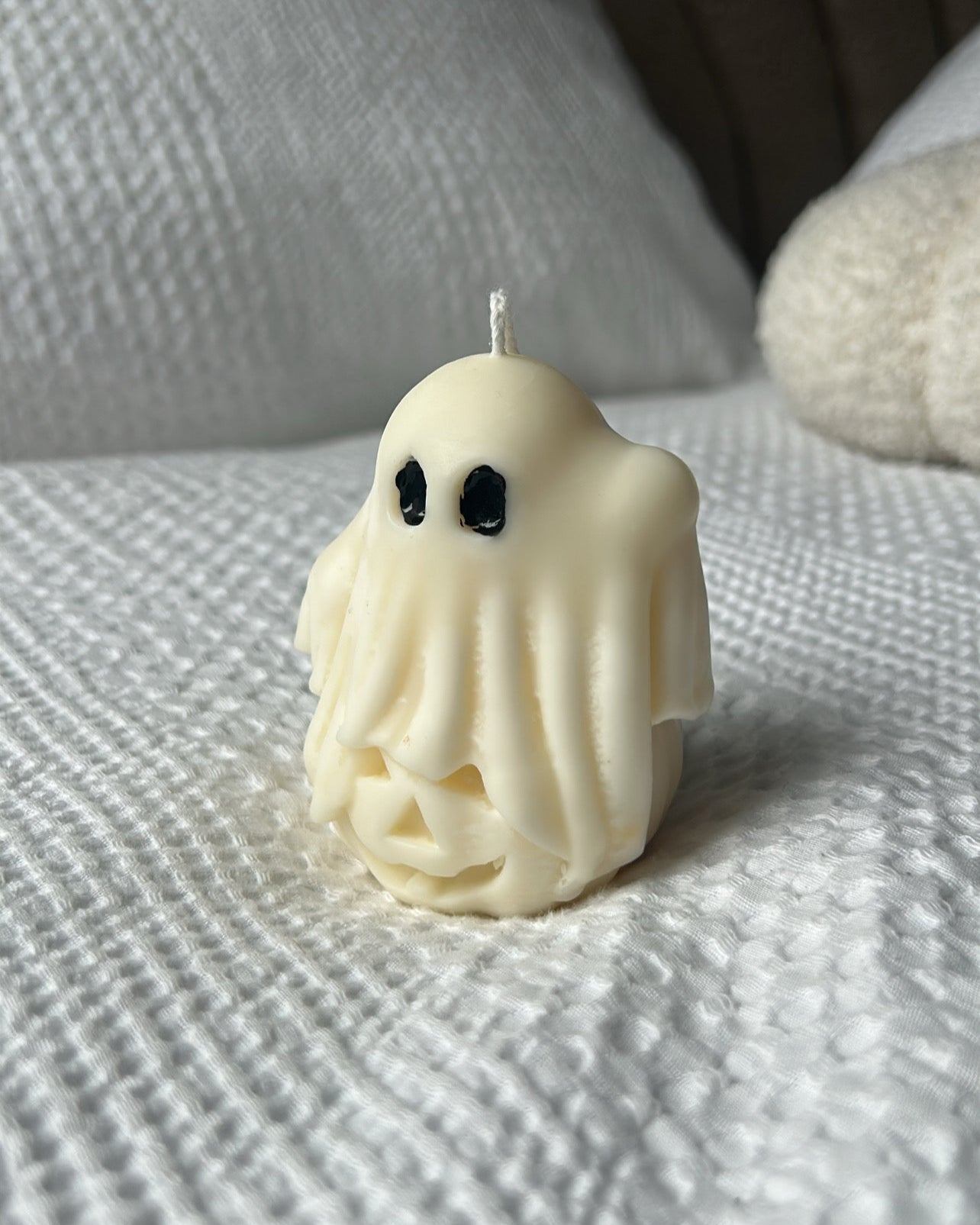 Peekaboo Candle